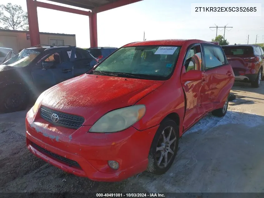 2005 Toyota Matrix Xr VIN: 2T1KR32EX5C352685 Lot: 40491081