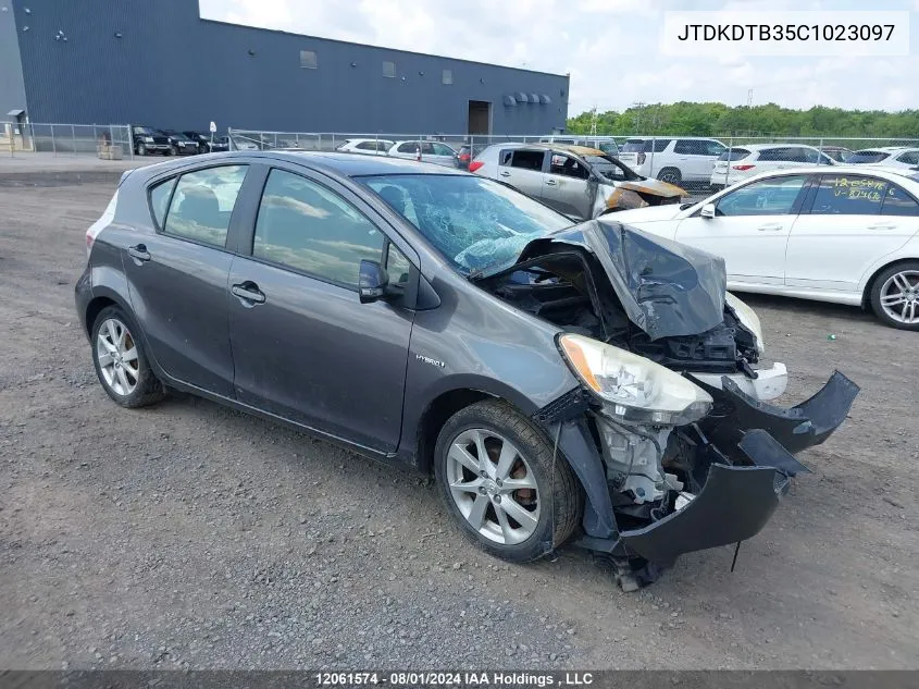 2012 Toyota Prius C VIN: JTDKDTB35C1023097 Lot: 12061574