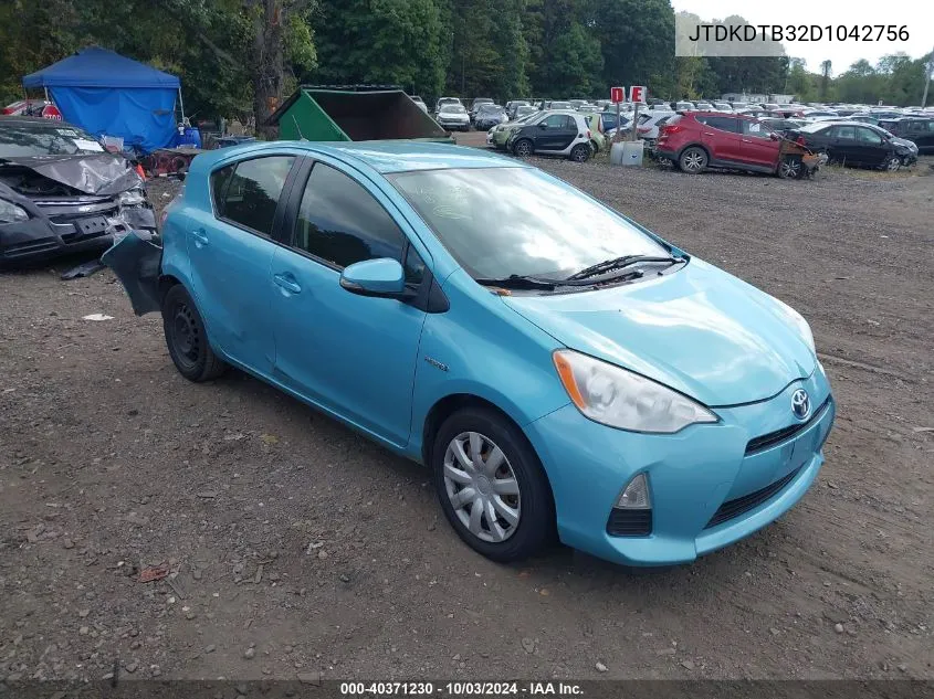 2013 Toyota Prius C Two VIN: JTDKDTB32D1042756 Lot: 40371230