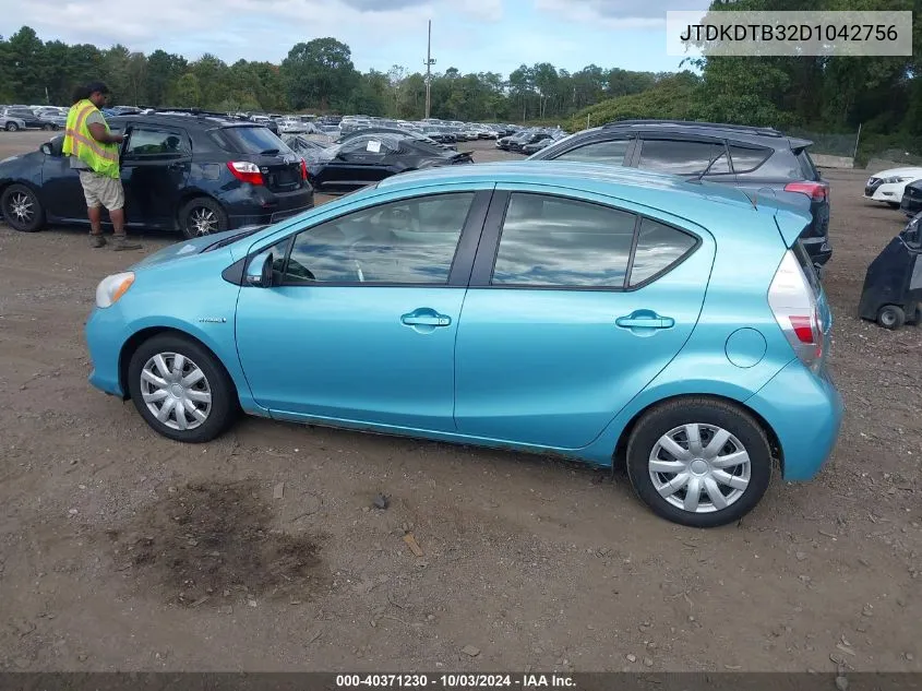 2013 Toyota Prius C Two VIN: JTDKDTB32D1042756 Lot: 40371230