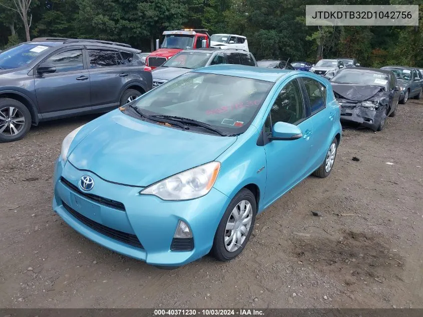 2013 Toyota Prius C Two VIN: JTDKDTB32D1042756 Lot: 40371230