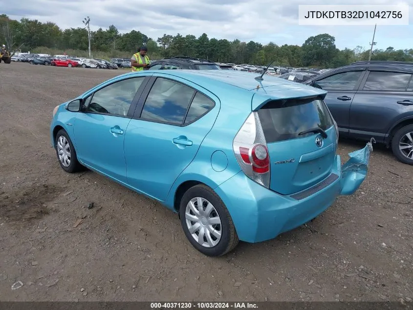 2013 Toyota Prius C Two VIN: JTDKDTB32D1042756 Lot: 40371230