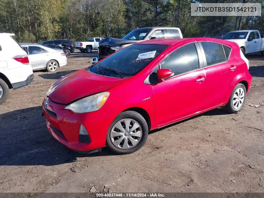 2013 Toyota Prius C One VIN: JTDKDTB35D1542121 Lot: 40837446