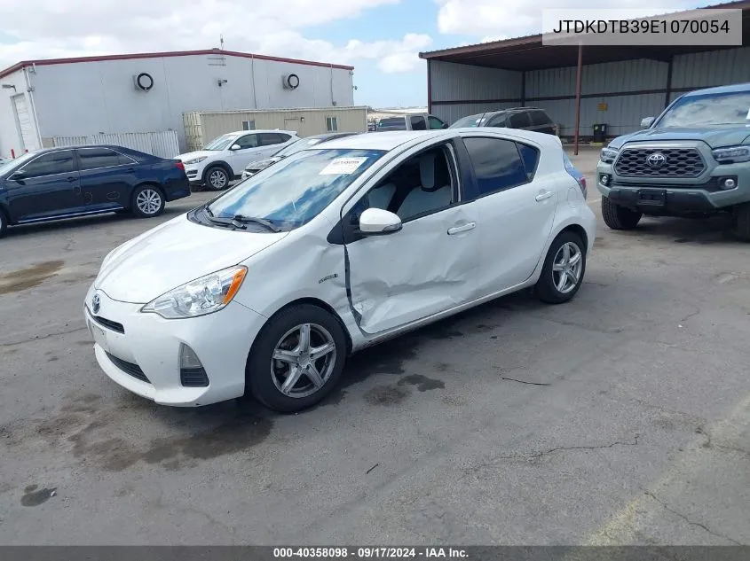 JTDKDTB39E1070054 2014 Toyota Prius C One