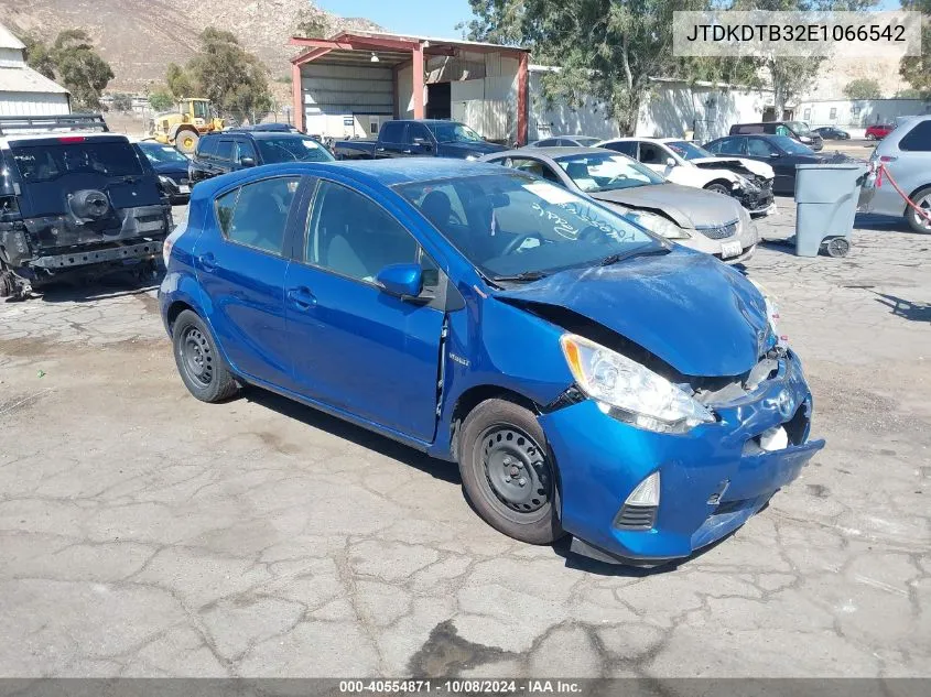 2014 Toyota Prius C Three VIN: JTDKDTB32E1066542 Lot: 40554871