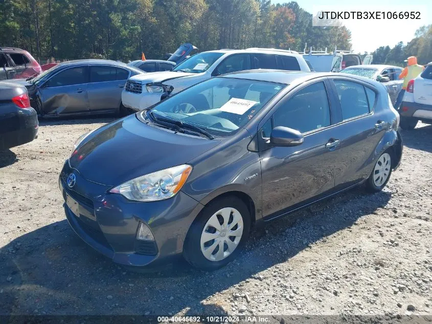 2014 Toyota Prius C Three VIN: JTDKDTB3XE1066952 Lot: 40645692