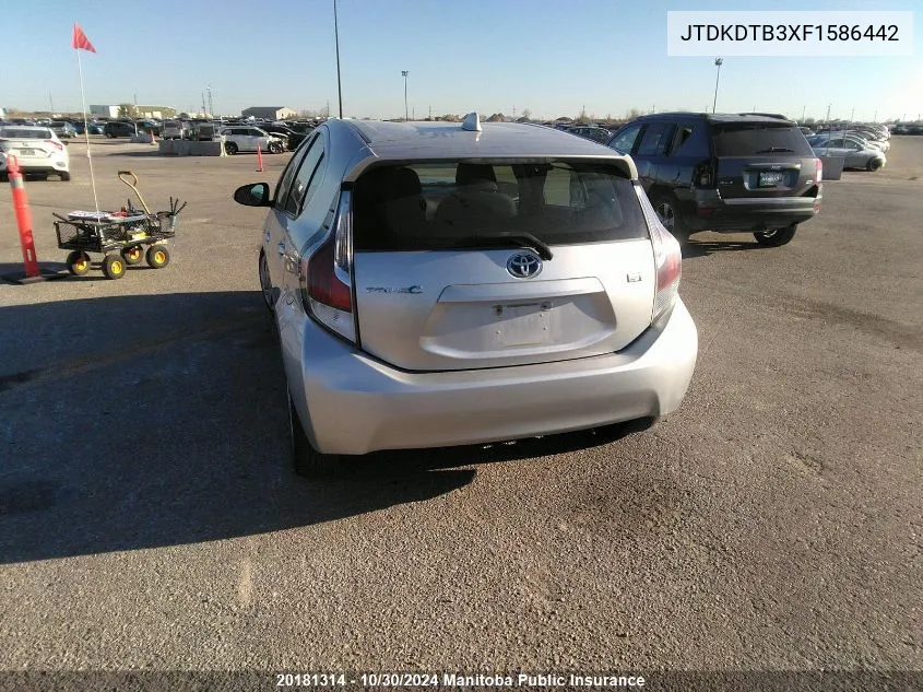 2015 Toyota Prius C VIN: JTDKDTB3XF1586442 Lot: 20181314