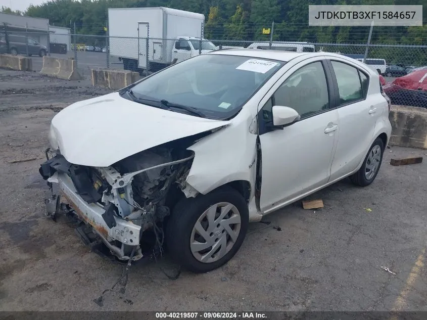 JTDKDTB3XF1584657 2015 Toyota Prius C One