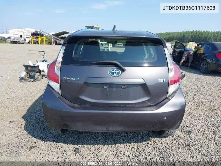 JTDKDTB36G1117608 2016 Toyota Prius C One