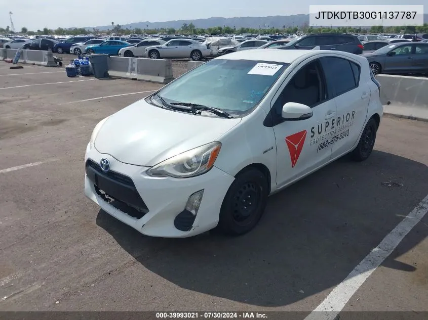 JTDKDTB30G1137787 2016 Toyota Prius C One