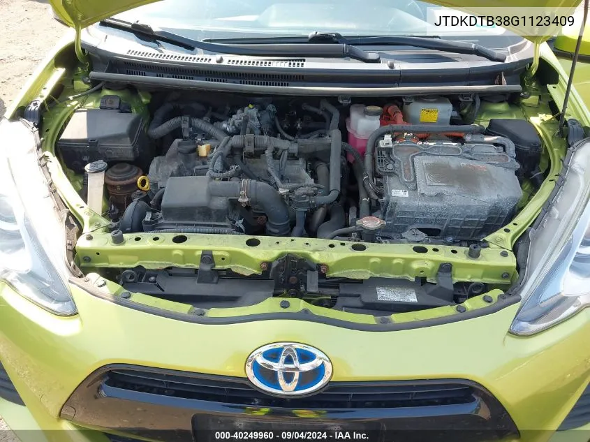 JTDKDTB38G1123409 2016 Toyota Prius C Three