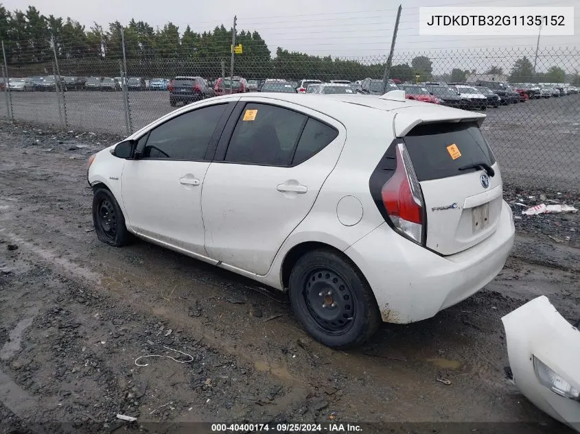 2016 Toyota Prius C Two VIN: JTDKDTB32G1135152 Lot: 40400174