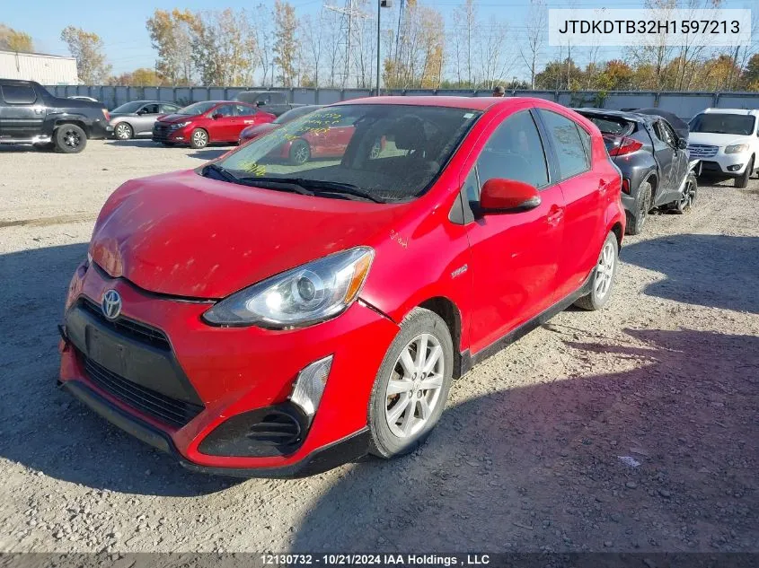 JTDKDTB32H1597213 2017 Toyota Prius C Technology