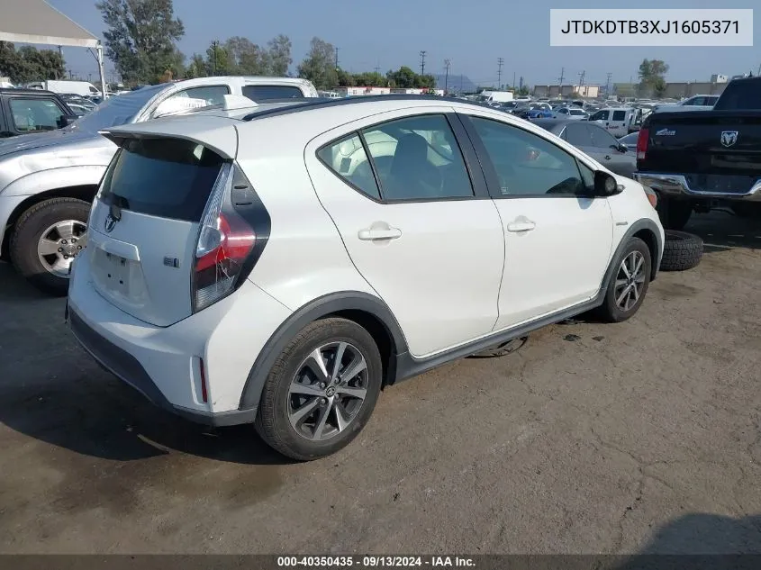 JTDKDTB3XJ1605371 2018 Toyota Prius C One