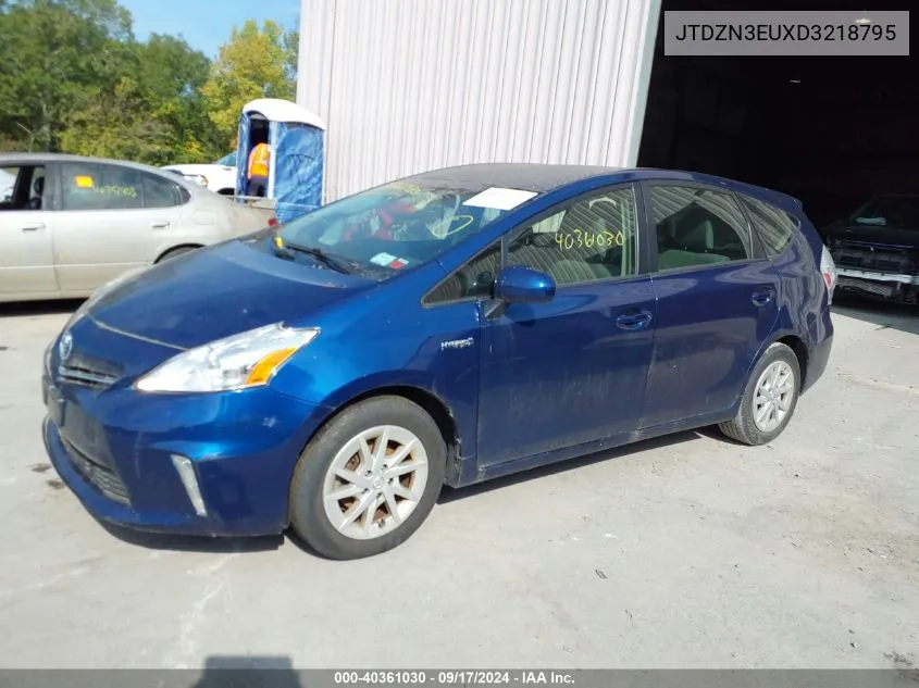 JTDZN3EUXD3218795 2013 Toyota Prius V Two