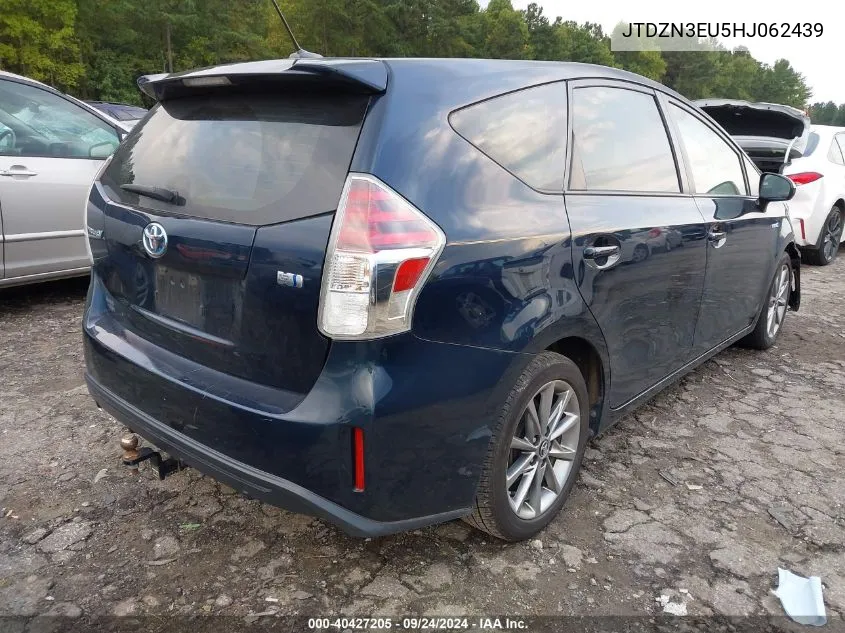 JTDZN3EU5HJ062439 2017 Toyota Prius V Five