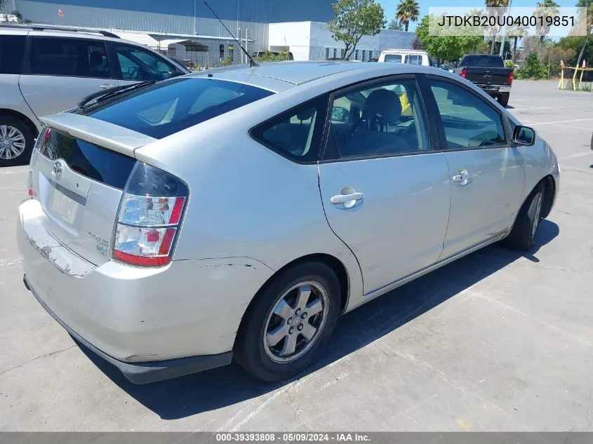 2004 Toyota Prius VIN: JTDKB20U040019851 Lot: 39393808