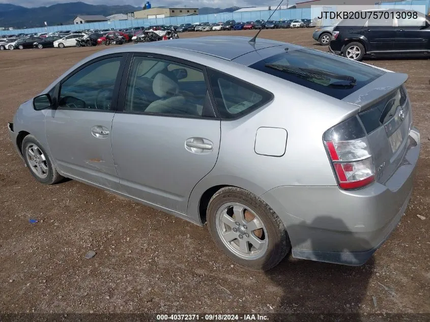 2005 Toyota Prius VIN: JTDKB20U757013098 Lot: 40372371