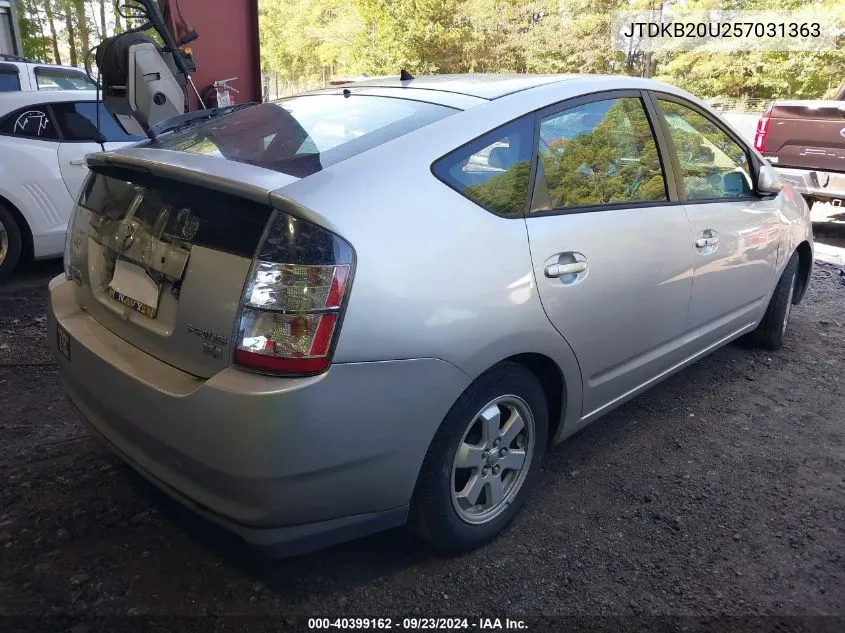 2005 Toyota Prius VIN: JTDKB20U257031363 Lot: 40399162