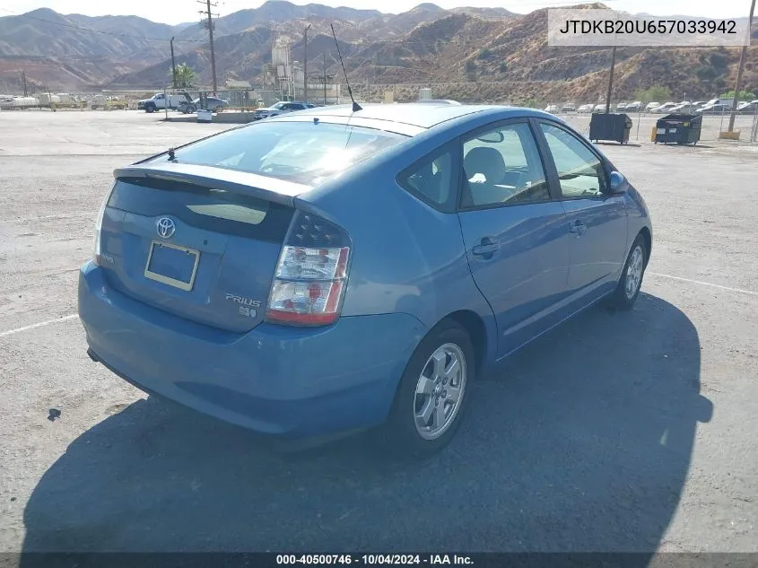 2005 Toyota Prius VIN: JTDKB20U657033942 Lot: 40500746