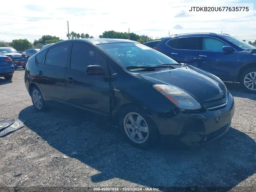 2007 Toyota Prius Base (Cvt-E) VIN: JTDKB20U677635775 Lot: 40507038