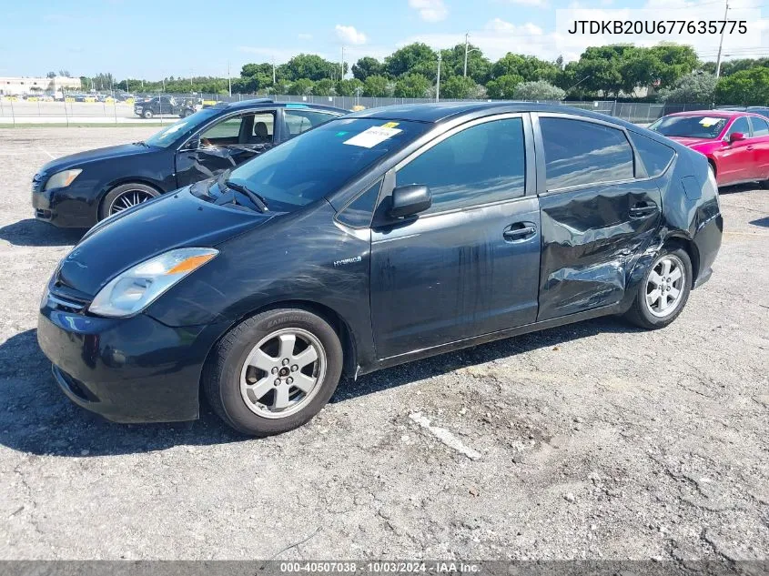 2007 Toyota Prius Base (Cvt-E) VIN: JTDKB20U677635775 Lot: 40507038