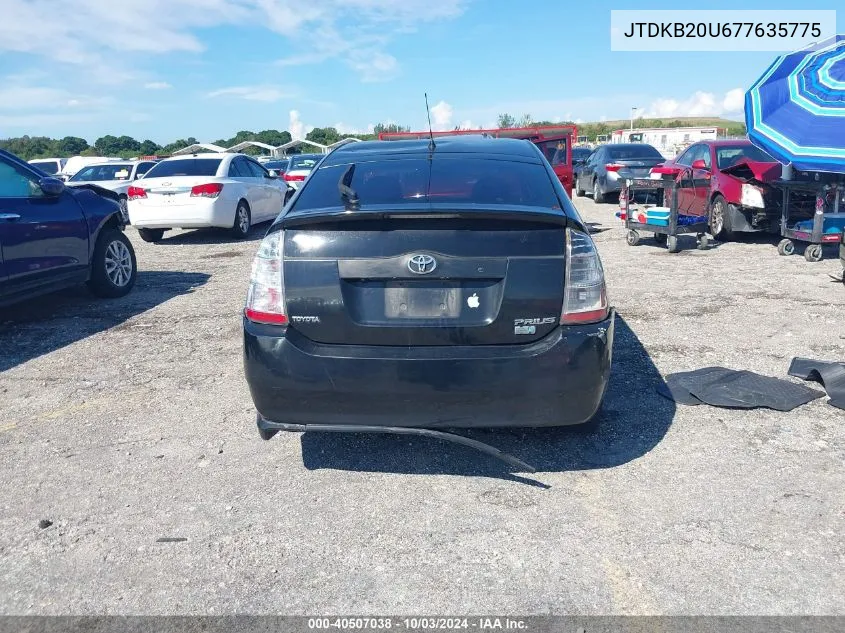 2007 Toyota Prius Base (Cvt-E) VIN: JTDKB20U677635775 Lot: 40507038