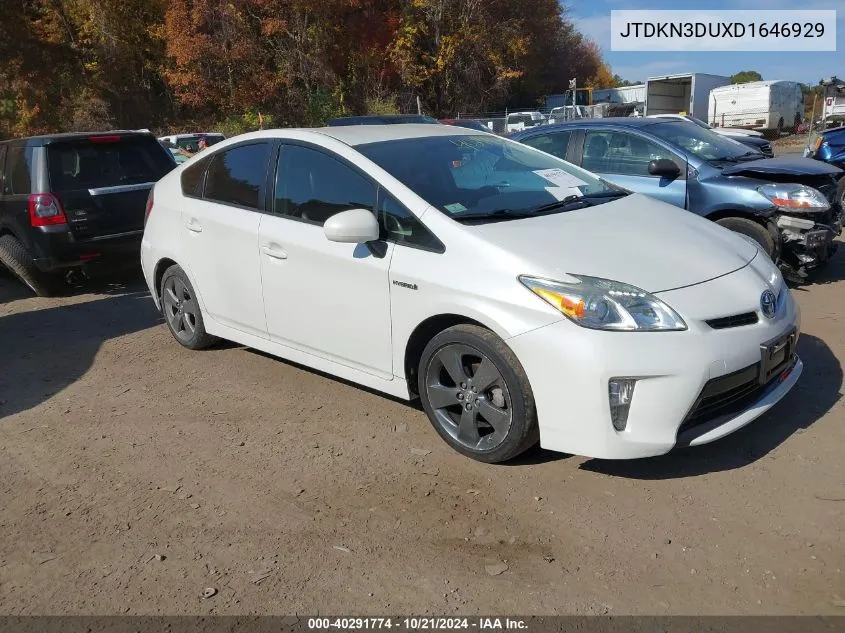 JTDKN3DUXD1646929 2013 Toyota Prius Three Se