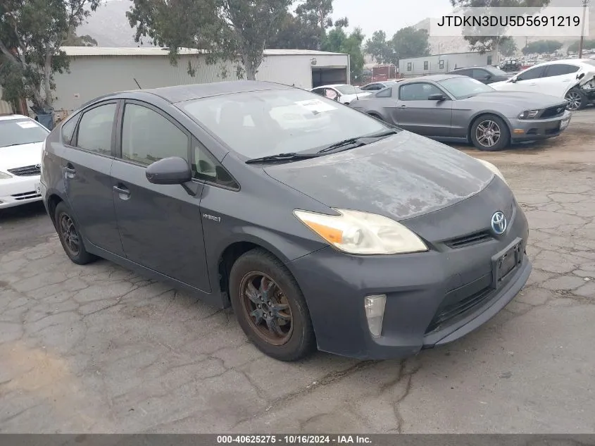 2013 Toyota Prius Three VIN: JTDKN3DU5D5691219 Lot: 40625275