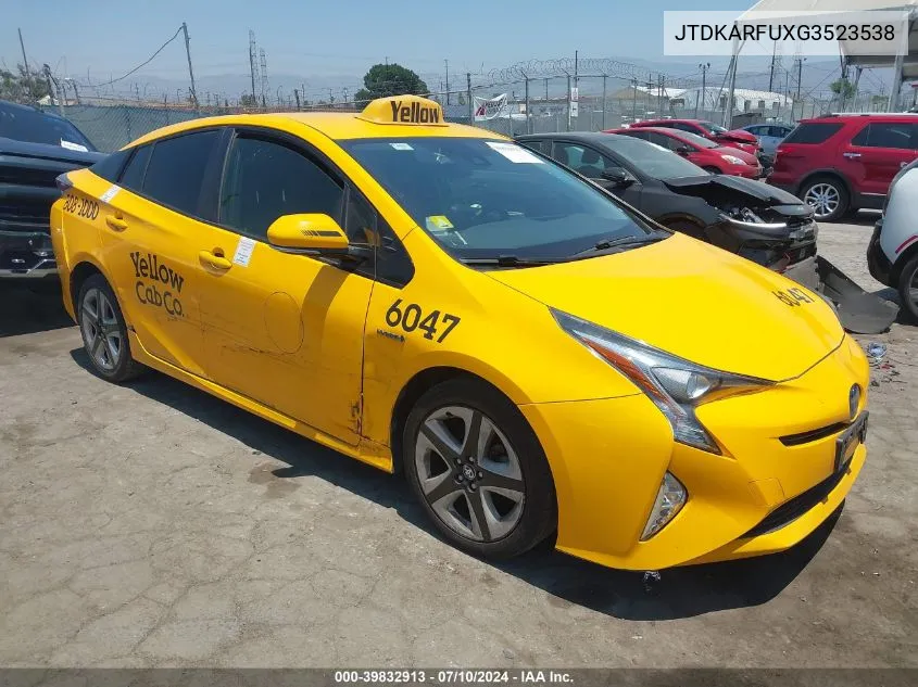 JTDKARFUXG3523538 2016 Toyota Prius Three Touring