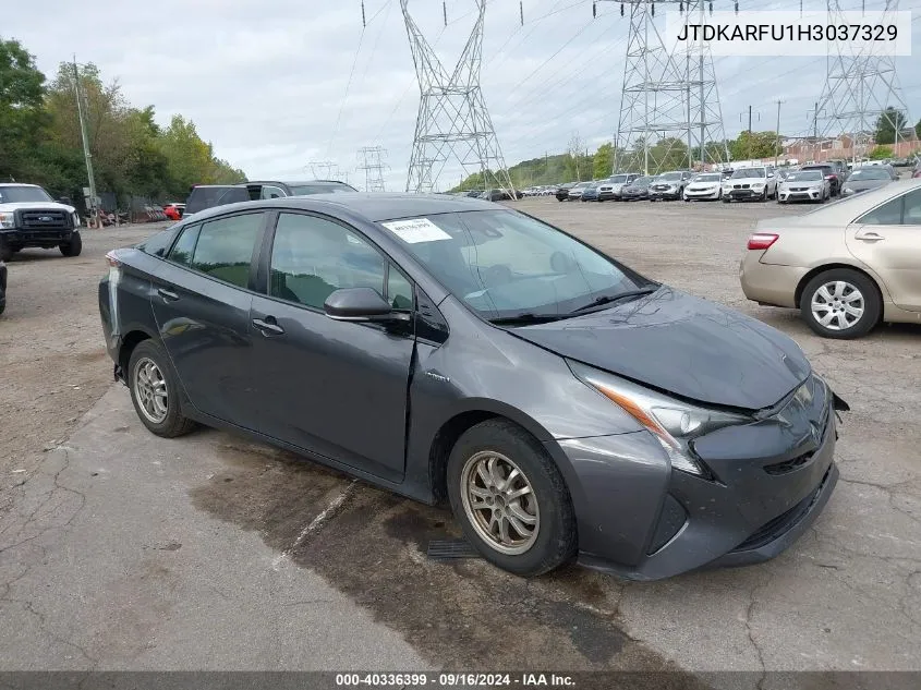 JTDKARFU1H3037329 2017 Toyota Prius Four