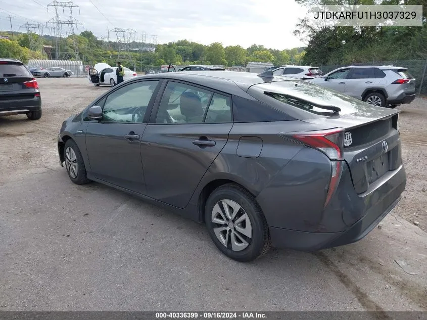 JTDKARFU1H3037329 2017 Toyota Prius Four