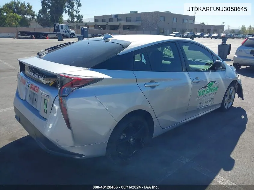 JTDKARFU9J3058645 2018 Toyota Prius Three Touring