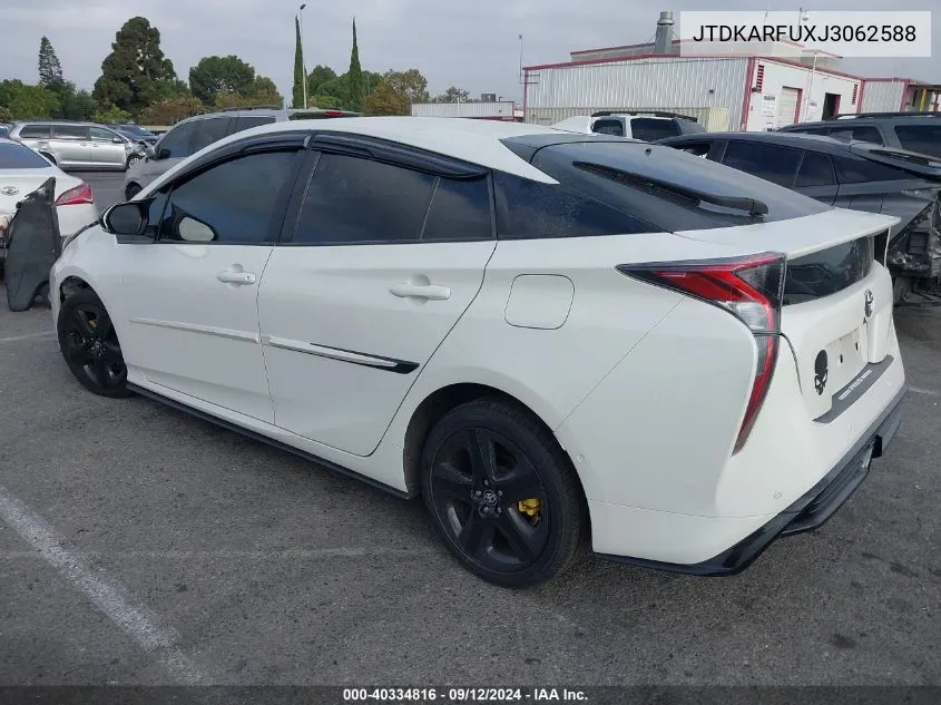 JTDKARFUXJ3062588 2018 Toyota Prius