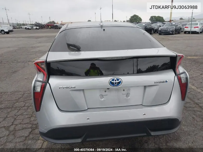 2018 Toyota Prius Three Touring VIN: JTDKARFU9J3063988 Lot: 40379364