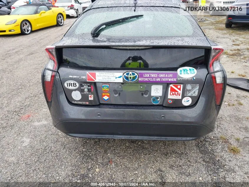 2018 Toyota Prius Three VIN: JTDKARFU9J3067216 Lot: 40512945