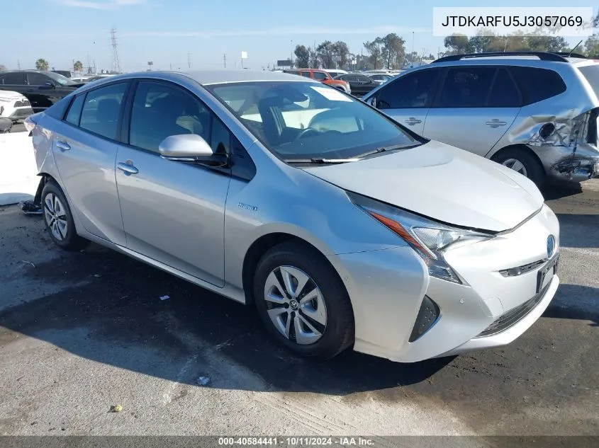 2018 Toyota Prius Three VIN: JTDKARFU5J3057069 Lot: 40584441