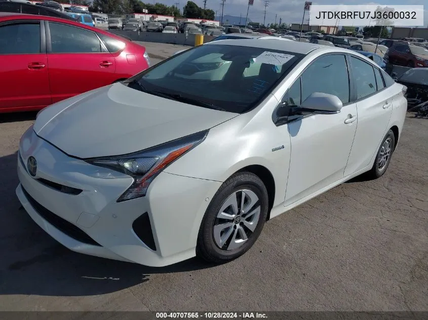 JTDKBRFU7J3600032 2018 Toyota Prius Two