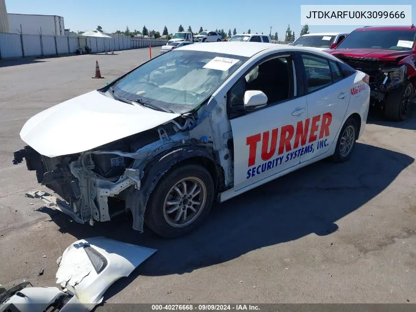 JTDKARFU0K3099666 2019 Toyota Prius Le