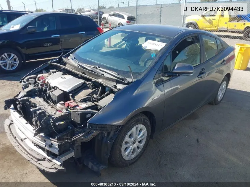 JTDKARFU7K3094433 2019 Toyota Prius Le