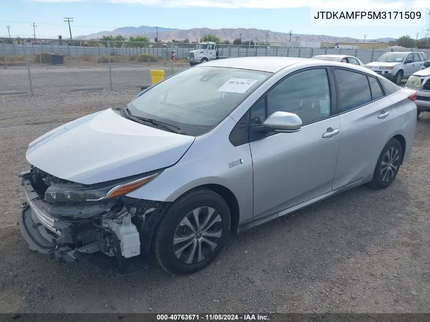 2021 Toyota Prius Prime Le VIN: JTDKAMFP5M3171509 Lot: 40763671