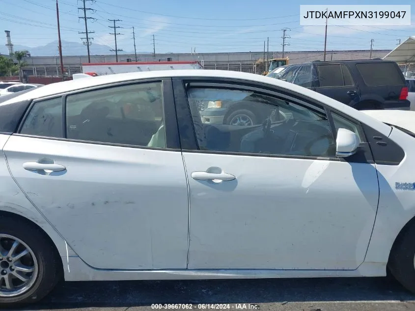 JTDKAMFPXN3199047 2022 Toyota Prius Prime Xle