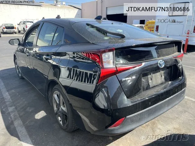 2022 Toyota Prius Xle VIN: JTDKAMFU7N3180686 Lot: 40917048