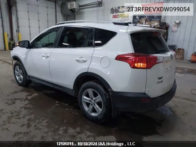 2T3RFREVXDW099054 2013 Toyota Rav4 Xle