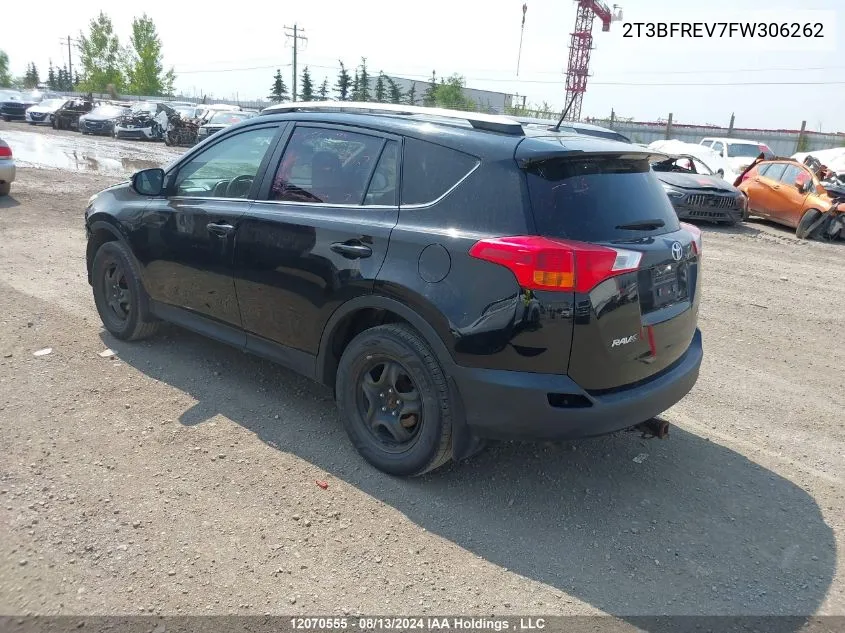 2T3BFREV7FW306262 2015 Toyota Rav4 Le