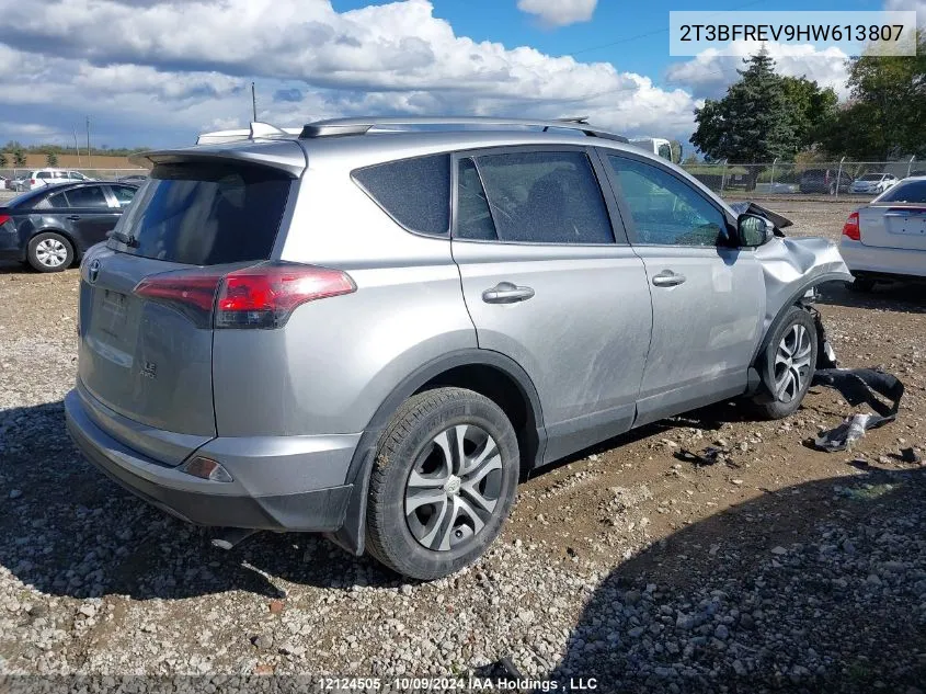 2T3BFREV9HW613807 2017 Toyota Rav4 Le