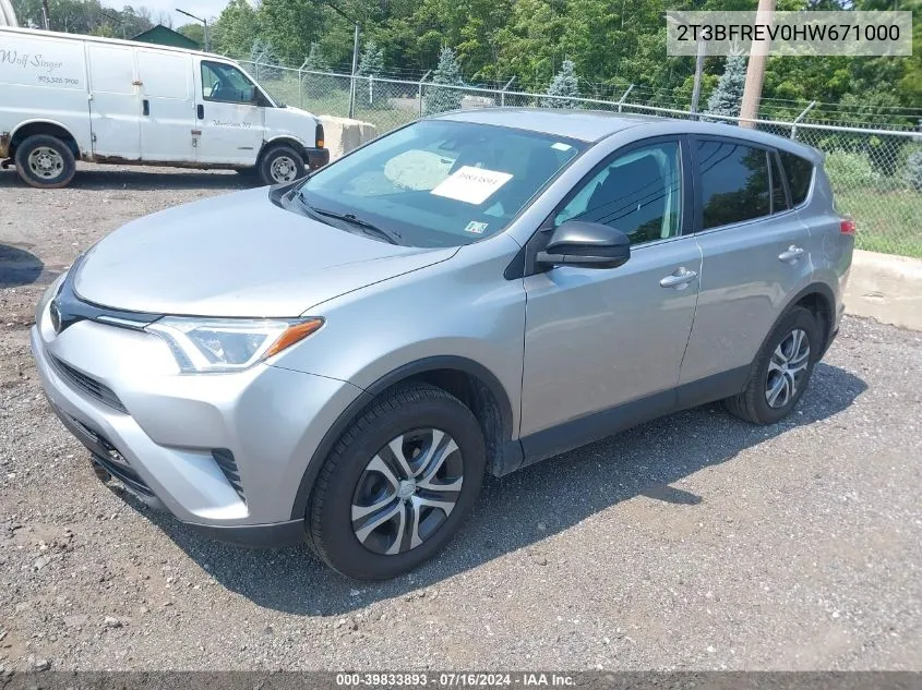 2T3BFREV0HW671000 2017 Toyota Rav4 Le