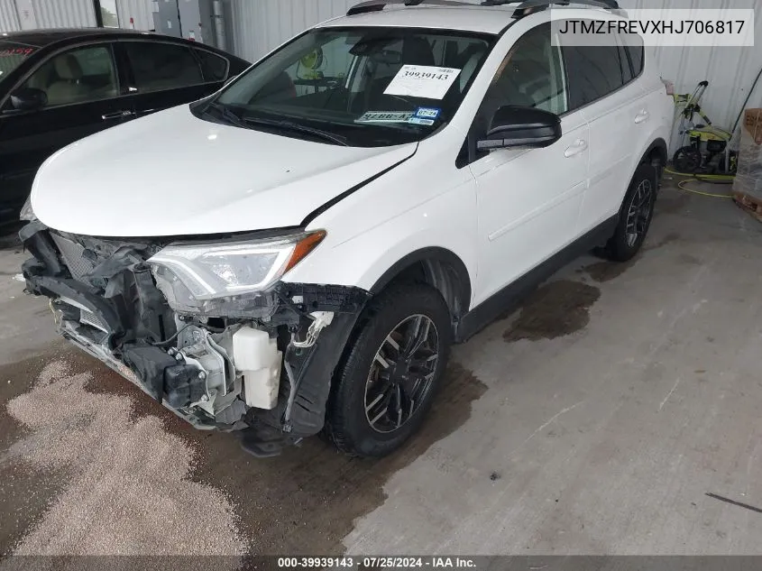 JTMZFREVXHJ706817 2017 Toyota Rav4 Le