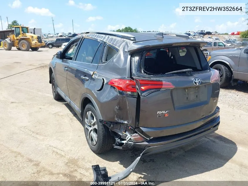 2T3ZFREV2HW352664 2017 Toyota Rav4 Le