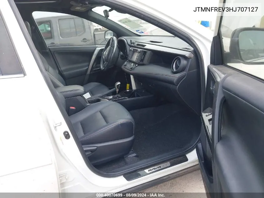 JTMNFREV3HJ707127 2017 Toyota Rav4 Se